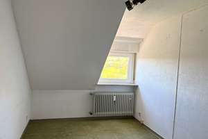 3 Zimmer – DG Plus – Aussicht – Balkon – Garage – Die vollständige Adresse der Immobilie erhältst du vom Anbieter., 70327 Luginsland, Stuttgart – Vorschaubild 6