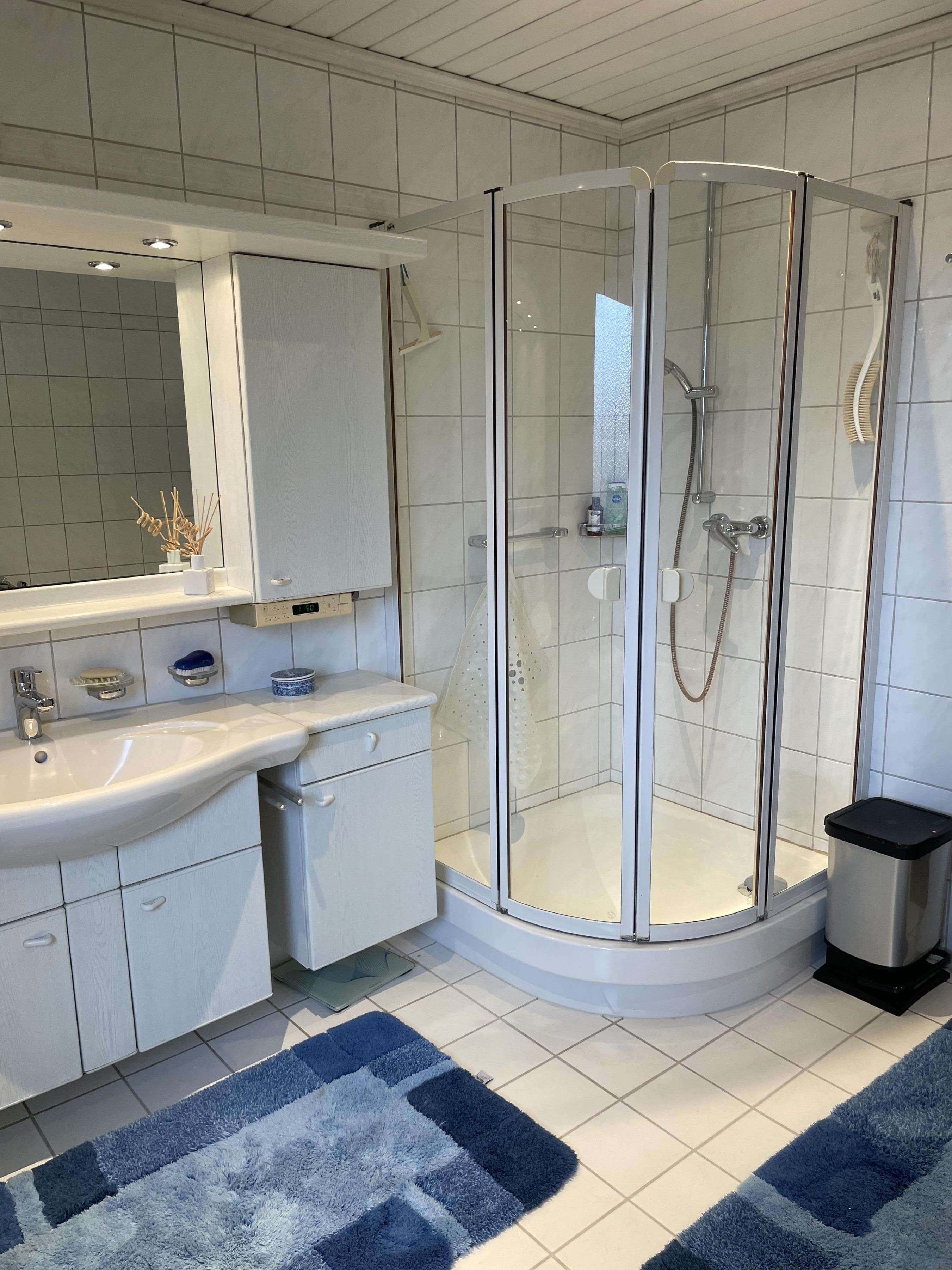 Immobilie in Petershagen - Stattliches Wohn- und Geschäftshaus
 - Bild 1