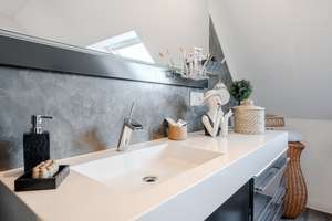 Moderne Doppelhaushälfte in Hage mit Stil und hochwertiger Ausstattung auf ca. 155 m² – Die vollständige Adresse der Immobilie erhältst du vom Anbieter., 26524 Hage – Vorschaubild 11