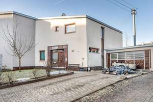 Außergewöhnliche Doppelhaushälfte mit großzügigem Raumangebot, Garten und Doppelgarage – Die vollständige Adresse der Immobilie erhältst du vom Anbieter., 78652 Deißlingen – Vorschaubild 18