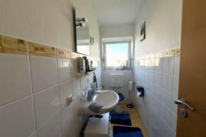 Modernisiertes Zweifamilienhaus in ruhiger Lage – Die vollständige Adresse der Immobilie erhältst du vom Anbieter., 86453 Dasing – Vorschaubild 13