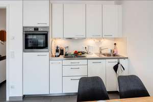Möbliert: Gepflegte 2-Zimmer Wohnung zur Miete am Tassiloplatz – Die vollständige Adresse der Immobilie erhältst du vom Anbieter., 81541 Obere Au, München – Vorschaubild 5