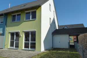 Günstige 5-Zimmer-Doppelhaushälfte mit EBK in Weiden in der Oberpfalz Rehbühl – Weidingweg 55c, 92637 Weiden in der Oberpfalz – Vorschaubild 2