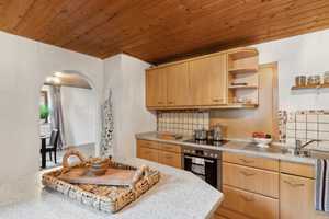 TRAUMHEIM - EFH mit 307 m² Innenraum, einem 600 m² großen Grundstück und zwei Garagen in Aichach – Aichach-Friedberg (Kreis) – Vorschaubild 9