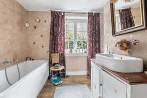 Fantastisches Familiendomizil: 2 EFH mit Garage, Carport u. wunderschönen Garten in 79263 Simonswald – Emmendingen (Kreis) – Vorschaubild 52