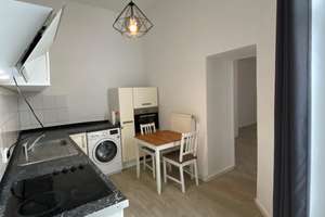 ruhige 2 Zimmer Wohnung (EG ) im stilvollem Altbau, WG geeignet – Nordstraße fußläufig