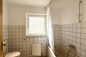 RESERVIERT: Mehrgenerationenhaus mit viel Platz und Extra-Gartengrundstück – Die vollständige Adresse der Immobilie erhältst du vom Anbieter., 35614 Aßlar – Vorschaubild 5