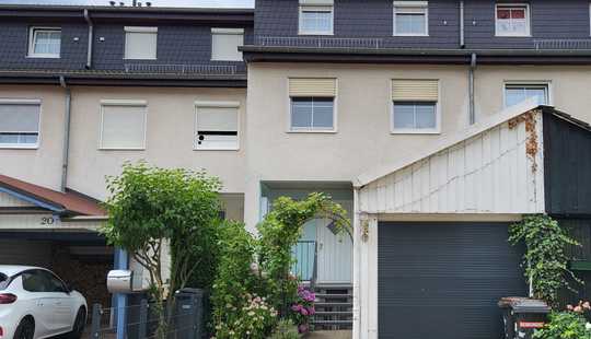 Bild von PROVISIONSFREI! Frisch saniertes Reihenhaus mit viel Platz in gesuchter Lage von Obertshausen