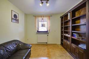 Gepflegtes Einfamilienhaus in ruhiger Lage in Nürnberg - Brunn – Die vollständige Adresse der Immobilie erhältst du vom Anbieter., 90475 Brunn, Nürnberg – Vorschaubild 4