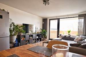Vermietet! Helle, gut geschnittene 4 ZKB mit Fahrstuhl, TG Platz und verglastem Balkon! – Ziegeleistraße 22f, 86199 Inningen, Augsburg – Vorschaubild 2