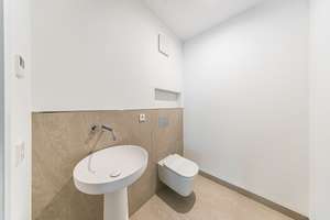 Property thumbnail 38