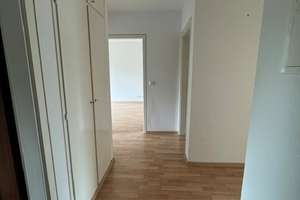 Gut geschnittene Wohnung  mit 2,5 Zimmer/ Küche / Bad/ Balkon in der Oststadt – Füßlinstr. 12, 76131 Oststadt, Karlsruhe – Vorschaubild 4
