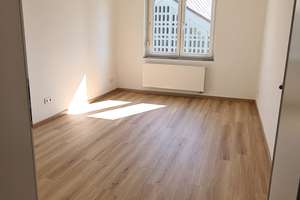 Erstbezug nach Kernsanierung: helle 2-Zimmer Wohnung mit EBK – Pettenkoferstr. 13, 85053 Südost, Ingolstadt – Vorschaubild 3