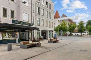Stilvolle Maisonettewohnung mit Galerie, Panoramafenster und privatem Aufzug – Die vollständige Adresse der Immobilie erhältst du vom Anbieter., 85049 Mitte, Ingolstadt – Vorschaubild 33