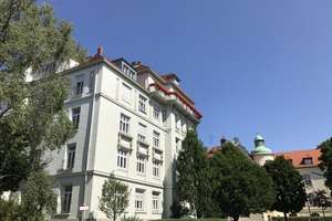 Altbogenhausen Jugendstilaltbau, 3,50m Raumhöhe/Best Lage (Käfer), Balkon möbl. – Holbeinstr 14, 81679 Altbogenhausen, München – Vorschaubild 1