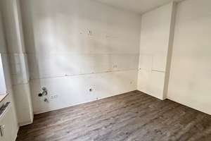 ACHTUNG SOMMERAKTION ! Renoviertes Appartement frei in Duisburg- Hüttenheim ! Provisionsfrei ! – Rosenbergstraße 2, 47259 Hüttenheim, Duisburg – Vorschaubild 15
