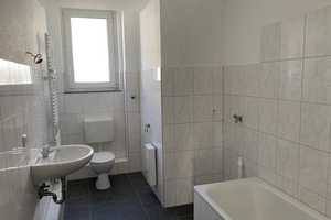 Schöne großzügige 2-Zimmer-Wohnung - Kommen Sie nach Hause! – Sedanstr. 68, 42855 Remscheid – Vorschaubild 2