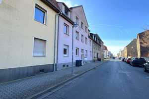 Attraktives Mehrfamilienhaus in Bitterfeld – 8 Wohneinheiten mit Potenzial für Mietsteigerungen – Anhalt-Bitterfeld (Kreis) – Vorschaubild 2
