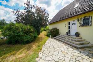 Ein Garten zum Großwerden – Einfamilienhaus am Ortsrand von Fischbach – Die vollständige Adresse der Immobilie erhältst du vom Anbieter., 90475 Fischbach, Nürnberg – Vorschaubild 21