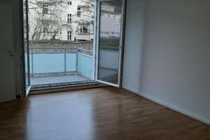 Moderne helle 2 Zimmer-Wohnung mit Balkon, neuer Einbauküche, neuem Parkettboden und Garten – Die vollständige Adresse der Immobilie erhältst du vom Anbieter., 45130 Rüttenscheid, Essen – Vorschaubild 3