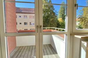 Yorckstrasse saniert & bezugsfrei - Balkon - Keller-Parkett+neue-Fenster – Die vollständige Adresse der Immobilie erhältst du vom Anbieter., 10965 Kreuzberg, Berlin – Vorschaubild 4