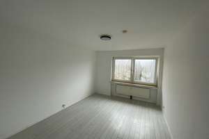 Gepflegte 3,5-Zimmer Wohnung mit Balkon und Einbauküche in Essen – Baustr. 6, 45359 Frintrop, Essen – Vorschaubild 2