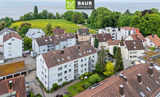Charmante Dachgeschosswohnung in Friedrichshafen nahe Bodensee - Ideal für Singles oder Paare!