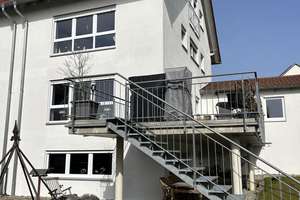 Traumhaftes Zuhause für Ihre Familie: Doppelhaushälfte in Ulm-Lehr – Die vollständige Adresse der Immobilie erhältst du vom Anbieter., 89075 Böfingen, Ulm – Vorschaubild 2