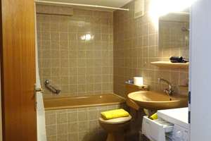 Möbl. 2-Zi.Wohnung  ruhiger Lage und erstklassiger Infrastruktur in Stuttgart-Bad Cannstatt – Marktstraße 17/19, 70372 Cannstatt-Mitte, Stuttgart – Vorschaubild 8