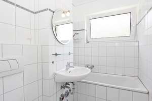 Sanierte 3-Zi.Wohnung mit Fernwärme in Bremen-Huchting! – Die vollständige Adresse der Immobilie erhältst du vom Anbieter., 28259 Mittelshuchting, Bremen – Vorschaubild 10