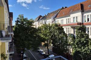 Schöne helle 2-Zimmerwohnung mit Balkon