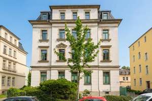 Mit Blick auf die Dächer von Dresden-Löbtau!  3-Zimmer-Wohnung mit Charme! – Die vollständige Adresse der Immobilie erhältst du vom Anbieter., 1159 Löbtau-Süd, Dresden – Vorschaubild 3