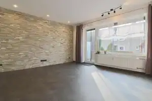 Einziehen. Wohlfühlen. Modernisiertes Reihenmittelhaus in Seesen!  – Goslar (Kreis) – Vorschaubild 2
