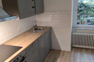 Kernsanierte 2-Zimmer-Altbauwohnung mit neuer Einbauküche und Designerbad – Wittensteinstraße 140, 42285 Barmen, Wuppertal – Vorschaubild 2