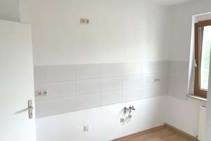 Sehr schöne 1-Raum-Wohnung mit Balkon in Kirchhasel – Hinter der Kirche 1, 7407 Uhlstädt-Kirchhasel – Vorschaubild 4