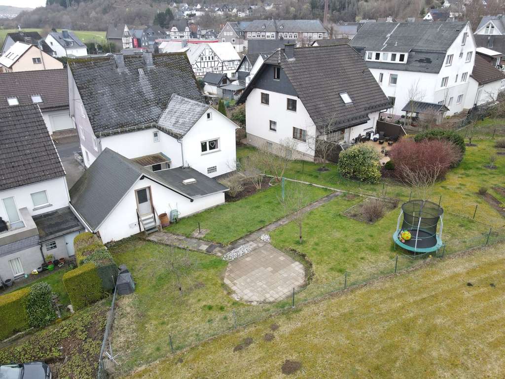 Immobilie in Netphen - VR Immo: Charmantes Einfamilienhaus im Herzen von Netphen - Bild 2