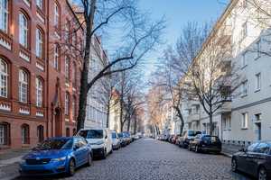 Exquisite Wohnung mit beeindruckenden Fensterfronten – Leopoldstraße 17, 10317 Berlin – Vorschaubild 13
