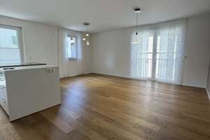 Moderne 3-Zimmer-Wohnung mit Südbalkon in idyllischer Weinlage von Stuttgart-Uhlbach – 70329 Uhlbach, Stuttgart – Vorschaubild 3
