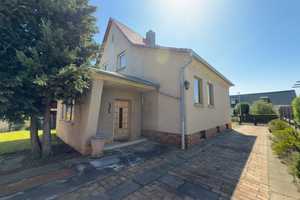 Charmantes Einfamilienhaus mit großem Grundstück und viel Potenzial – Leipzig – Vorschaubild 1