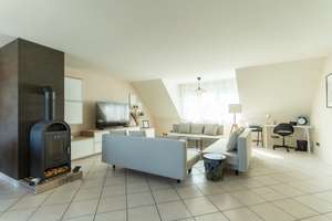 Geräumiges Luxus Apartment mit Balkon und Kamin – 51067 Holweide, Köln – Vorschaubild 4