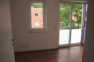 Moderne 2-Zimmer-Wohnung mit Balkon, Einbauküche, Lift, Garage – ruhige Lage am Stadtpark – Die vollständige Adresse der Immobilie erhältst du vom Anbieter., 81241 Pasing, München – Vorschaubild 9