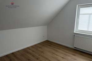Oberwohnung mit Balkon in zentraler Lage von Friesoythe zu vermieten – Die vollständige Adresse der Immobilie erhältst du vom Anbieter., 26169 Friesoythe – Vorschaubild 9