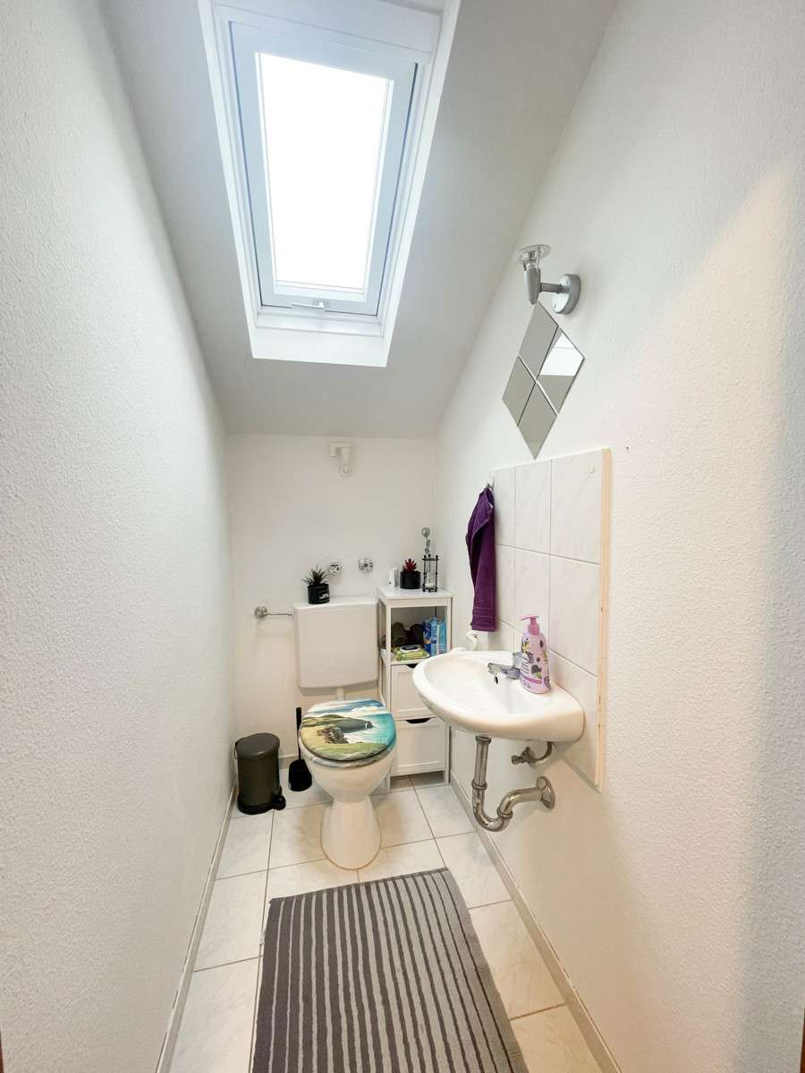 Immobilie in Riederich - Attraktive 2,5-Zimmer Wohnung mit Dachterrasse und Weitblick in Riederich - Bild 4