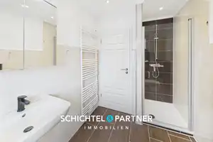 Hastedt | Mehrparteienhaus mit zwei Wohneinheiten und  großer Lagerhalle – Bremen – Vorschaubild 19