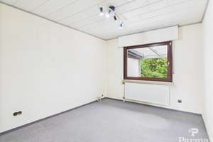 Ihr neues Zuhause: Großzügiges Einfamilienhaus mit Garten in ruhiger Lage von Kreuzau – Die vollständige Adresse der Immobilie erhältst du vom Anbieter., 52372 Kreuzau – Vorschaubild 8