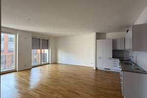 Moderne 4-Raum-Wohnung im Zentrum: Einbauküche und Balkon – Am See 1a, 1067 Wilsdruffer Vorstadt/Seevorstadt-West, Dresden – Vorschaubild 3