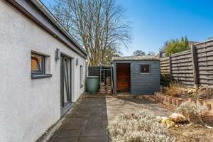 Frisch saniert: Besonderer Bungalow mit über 4 Meter hohen Decken. – Die vollständige Adresse der Immobilie erhältst du vom Anbieter., 24558 Henstedt-Ulzburg – Vorschaubild 23