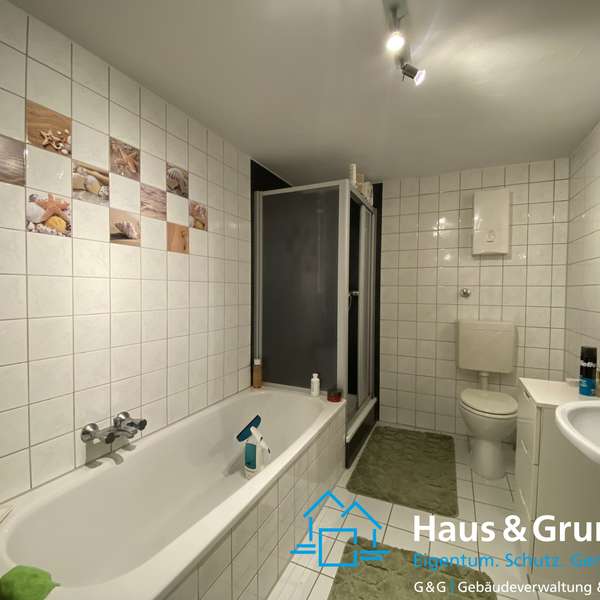 *** ein Blickfang - 4-Zimmer-Wohnung - familienfreundlich - Garten - Terrasse - mit WBS***