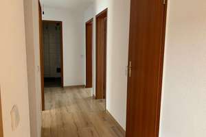 Gemütliche 3 Zimmerwohnung mit EBK und Gäste-WC – Alt Salbke 47, 39122 Salbke, Magdeburg – Vorschaubild 3