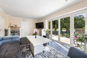 Property thumbnail 11